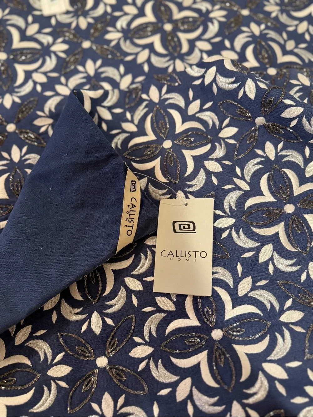 Callisto home floral